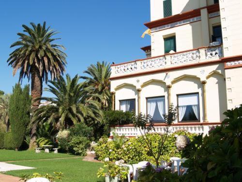 Del Sol Hotel